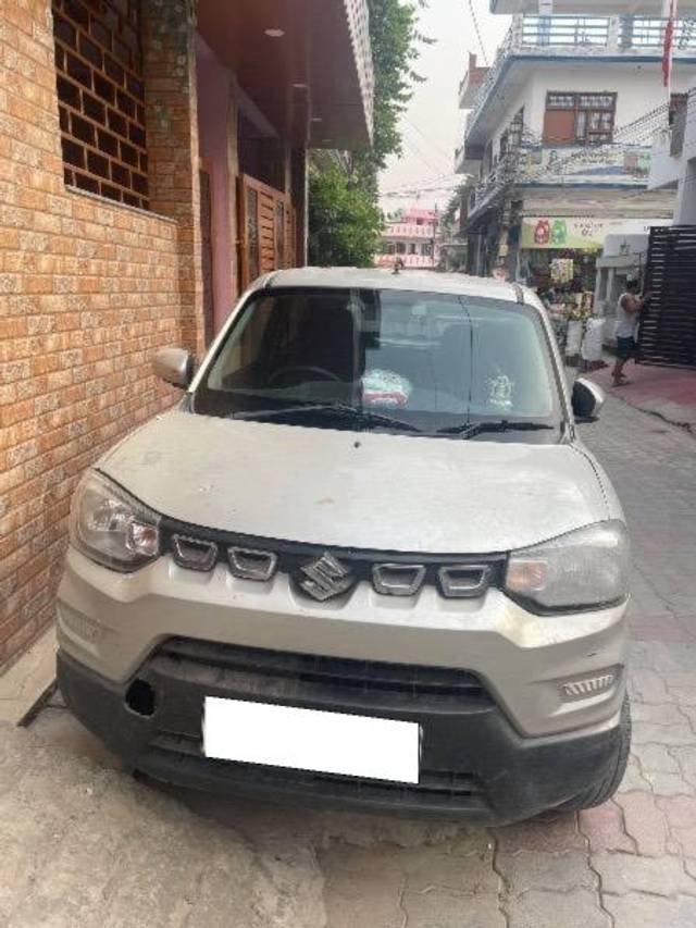 https://images10.gaadi.com/usedcar_image/4540672/original/processed_024fdeb9-966c-4ae0-b59d-1d005b867495.jpg?imwidth=6400