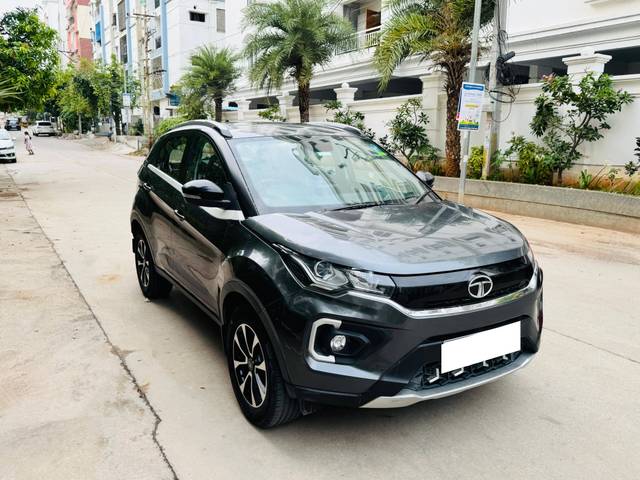 https://images10.gaadi.com/usedcar_image/4540677/original/processed_d62be5f6a64751a3f0ce363a5a1b3238.jpg?imwidth=6400