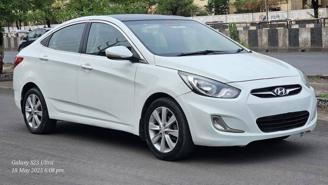 https://images10.gaadi.com/usedcar_image/4540683/original/processed_22756215b3e9045bca039881cc61f181.jpg?imwidth=6400