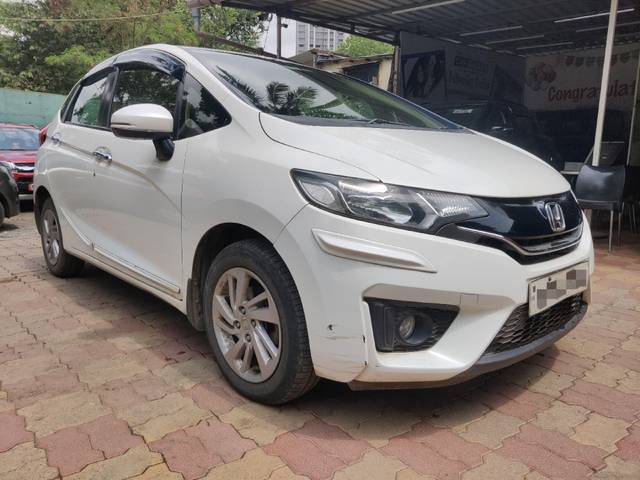 https://images10.gaadi.com/usedcar_image/4540689/original/processed_453f07a97db2e1641fb98eda66c18d11.jpg?imwidth=6400