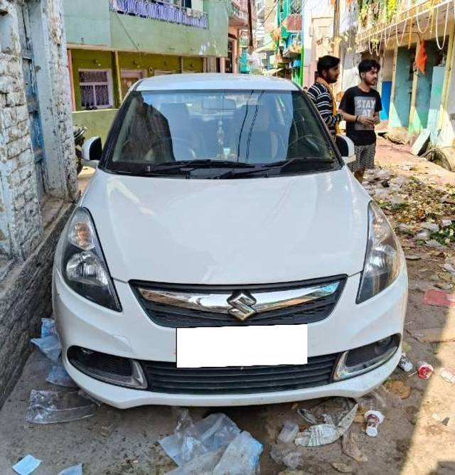 https://images10.gaadi.com/usedcar_image/4540697/original/processed_f9efad5d-8628-4d56-9518-8c54dcab58c9.jpg?imwidth=6400