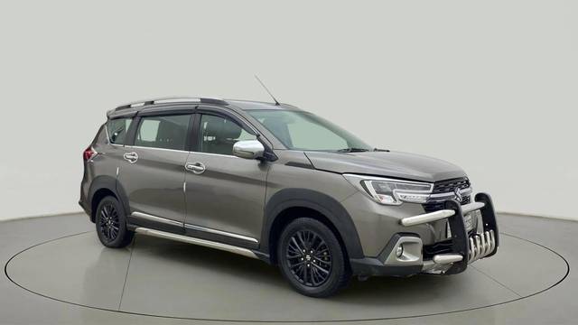 https://images10.gaadi.com/usedcar_image/4540698/original/a11c03840293f5d8fe76ca62a29f234a.jpg?imwidth=6400