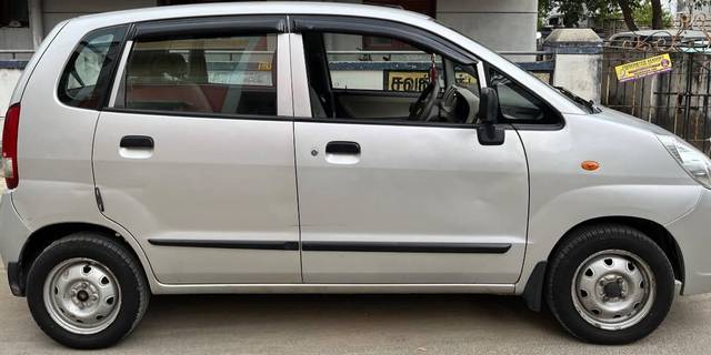 https://images10.gaadi.com/usedcar_image/4540701/original/processed_d73ba21a-6469-4d9a-afa1-38090c390909.jpeg?imwidth=6401