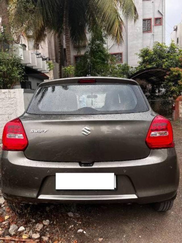 https://images10.gaadi.com/usedcar_image/4540772/original/processed_1f46f118-a451-40ba-82ed-2d3145760aee.jpg?imwidth=6402