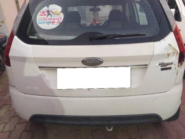 https://images10.gaadi.com/usedcar_image/4540783/original/processed_3654e196-71ac-4d42-802f-1c9a4ba79e2c.jpg?imwidth=6401