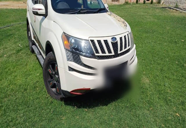 https://images10.gaadi.com/usedcar_image/4540793/original/f4a0ea91-d4a8-4e7d-92b8-832a564ced6d.?imwidth=6400