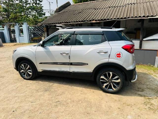 https://images10.gaadi.com/usedcar_image/4540798/original/processed_c4a07a23-e63f-4f0f-8d2e-a504994e3d69.jpeg?imwidth=6402