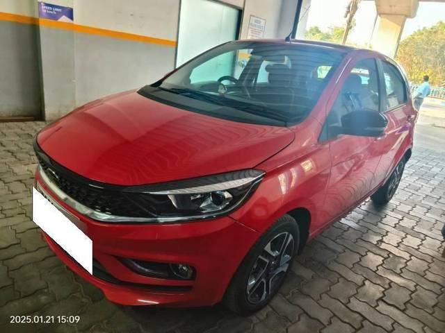 https://images10.gaadi.com/usedcar_image/4540803/original/processed_processed_processed_227237d6-9bf2-4e3c-9027-9ae80259a229.jpg?imwidth=6400