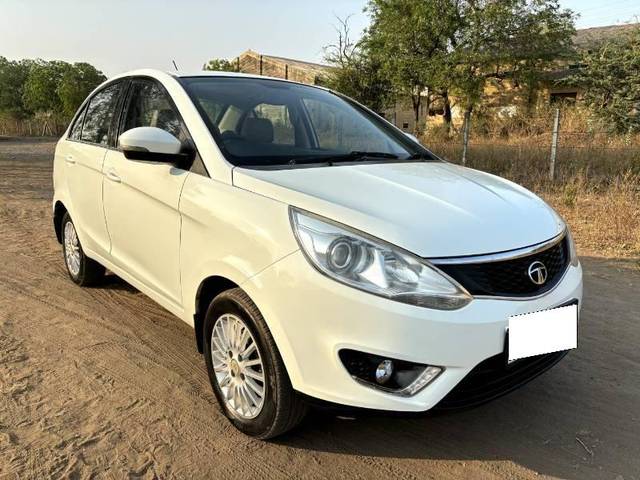 https://images10.gaadi.com/usedcar_image/4540824/original/processed_0555ce74-f124-4564-8cc9-8d477d38bed4.jpg?imwidth=6400