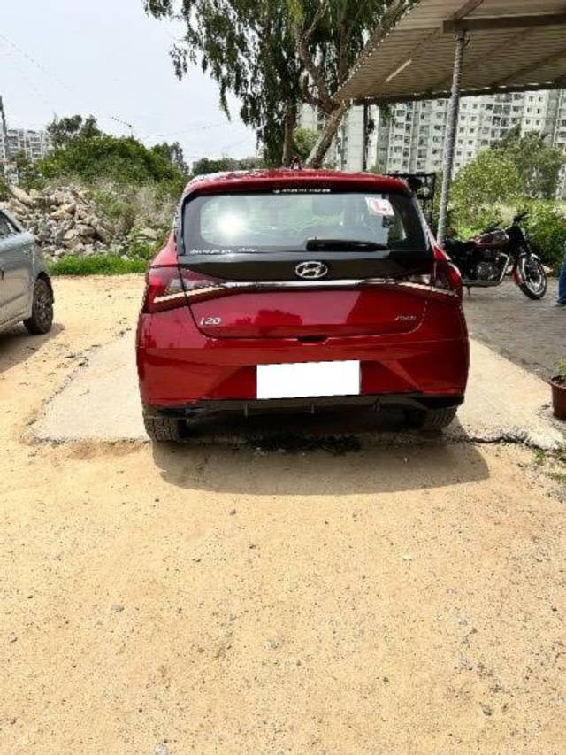 https://images10.gaadi.com/usedcar_image/4540883/original/processed_4be54cfc-175c-42ea-a641-350916f6577c.jpeg?imwidth=6402