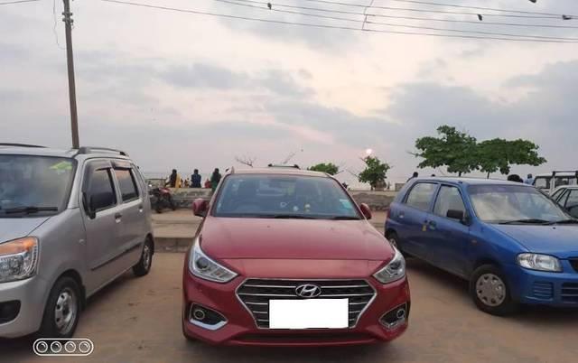 https://images10.gaadi.com/usedcar_image/4540906/original/processed_5009a34d-1e80-489e-b209-918ef9da7408.jpg?imwidth=6400