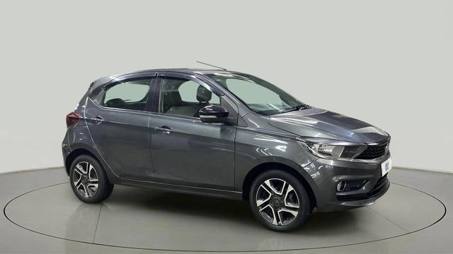 https://images10.gaadi.com/usedcar_image/4541043/original/ece970752e1d6d4c43cd852cb1db1e18.jpg?imwidth=6400