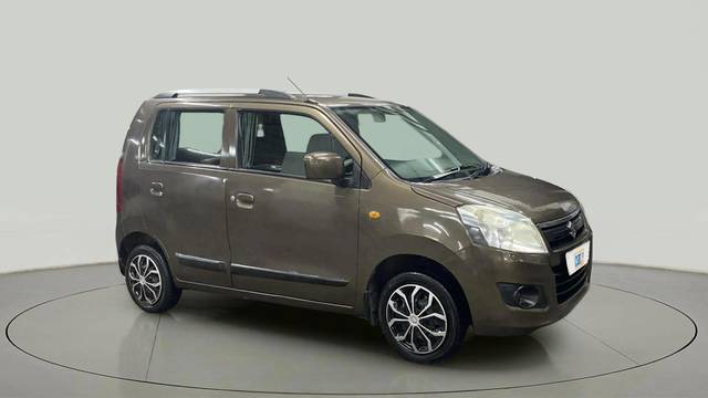 https://images10.gaadi.com/usedcar_image/4541044/original/cd4b7737bfca9216599179a03a8c29c4.jpg?imwidth=6400