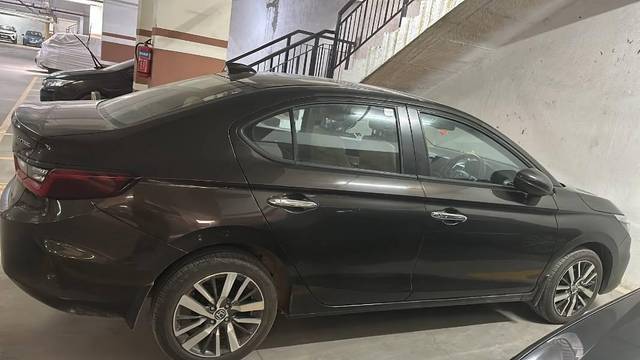 https://images10.gaadi.com/usedcar_image/4541049/original/processed_71b37dfe-b21b-45ca-a565-298e793429dd.jpeg?imwidth=6400