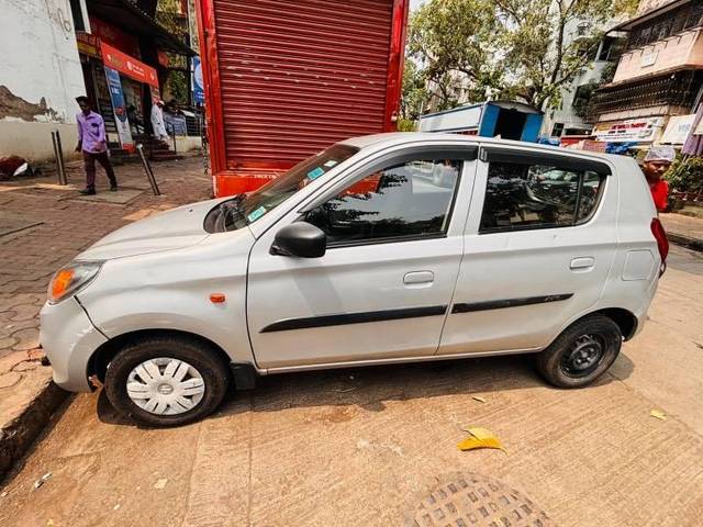 https://images10.gaadi.com/usedcar_image/4541085/original/processed_f3828341-3ea0-4d5f-83f0-66e4024e6e04.jpeg?imwidth=6402
