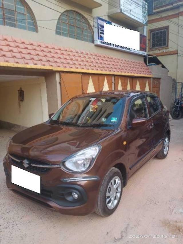 https://images10.gaadi.com/usedcar_image/4541127/original/processed_8a21e37d-ce1a-48d4-b7d5-034309aff635.jpg?imwidth=6400