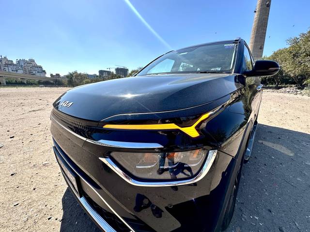 https://images10.gaadi.com/usedcar_image/4541200/original/processed_21e7ac8b-08b5-41a2-bb3c-39221ce2af81.jpg?imwidth=6402