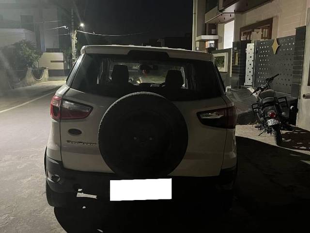 https://images10.gaadi.com/usedcar_image/4541201/original/processed_396e8732-2e7f-451a-aa4c-de0d1b5c1966.jpeg?imwidth=6401
