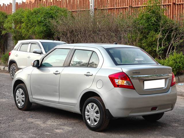 https://images10.gaadi.com/usedcar_image/4541255/original/processed_2b1cfad418a4e02af2c06b3d6fe10c95.jpg?imwidth=6402