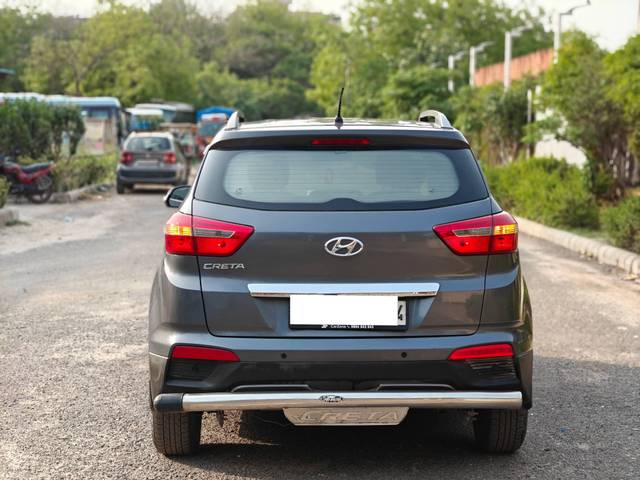 https://images10.gaadi.com/usedcar_image/4541256/original/processed_2b64b80c024958236d1bcbacad7a6a27.jpg?imwidth=6402