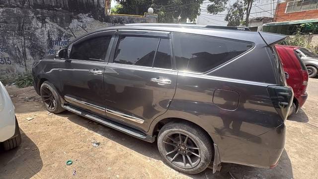 https://images10.gaadi.com/usedcar_image/4541310/original/processed_a810c884-6b00-4973-ac45-8e12b4e4488b.jpeg?imwidth=6402