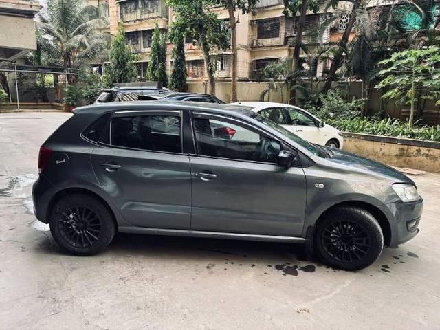 https://images10.gaadi.com/usedcar_image/4541312/original/processed_408cddb1-99e7-4cc3-9d12-8f012861e64b.jpeg?imwidth=6401