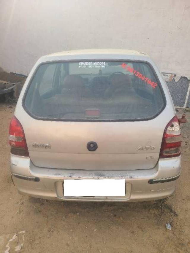 https://images10.gaadi.com/usedcar_image/4541336/original/processed_d1014933-b4b2-4b25-9c6d-02b1450c88eb.jpg?imwidth=6402