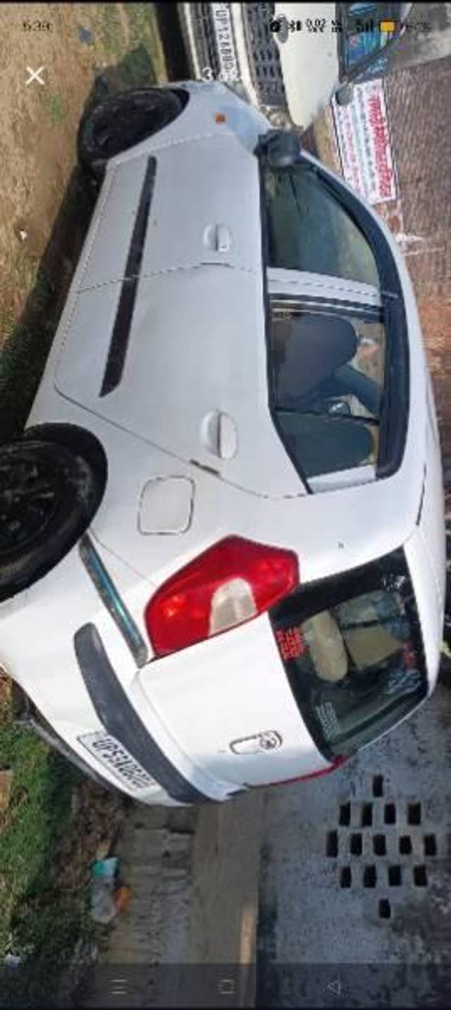 https://images10.gaadi.com/usedcar_image/4541341/original/processed_4c1ef0fd-0e9a-4619-a344-0000b1760716.jpg?imwidth=6401