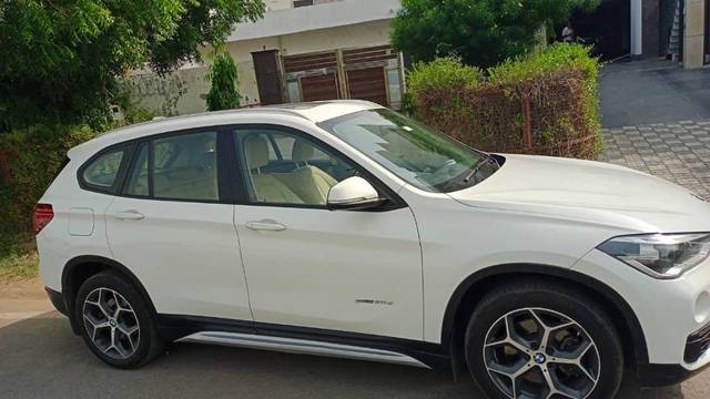 https://images10.gaadi.com/usedcar_image/4541347/original/processed_bb592d79-c5e4-4278-a573-bc91a6a76c06.jpeg?imwidth=6400