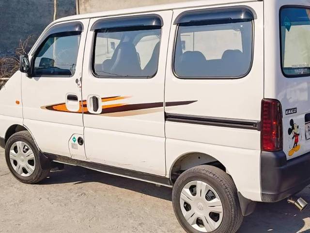 https://images10.gaadi.com/usedcar_image/4541382/original/processed_c476dafd-0f7e-4439-82c6-ad2d1831bf04.jpg?imwidth=6400