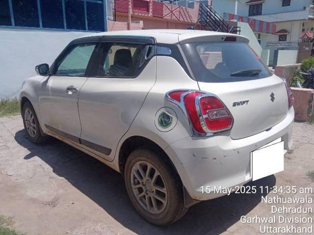 https://images10.gaadi.com/usedcar_image/4541385/original/processed_7c134894-7a66-4642-b964-2cfea0b9ad1a.jpg?imwidth=6402