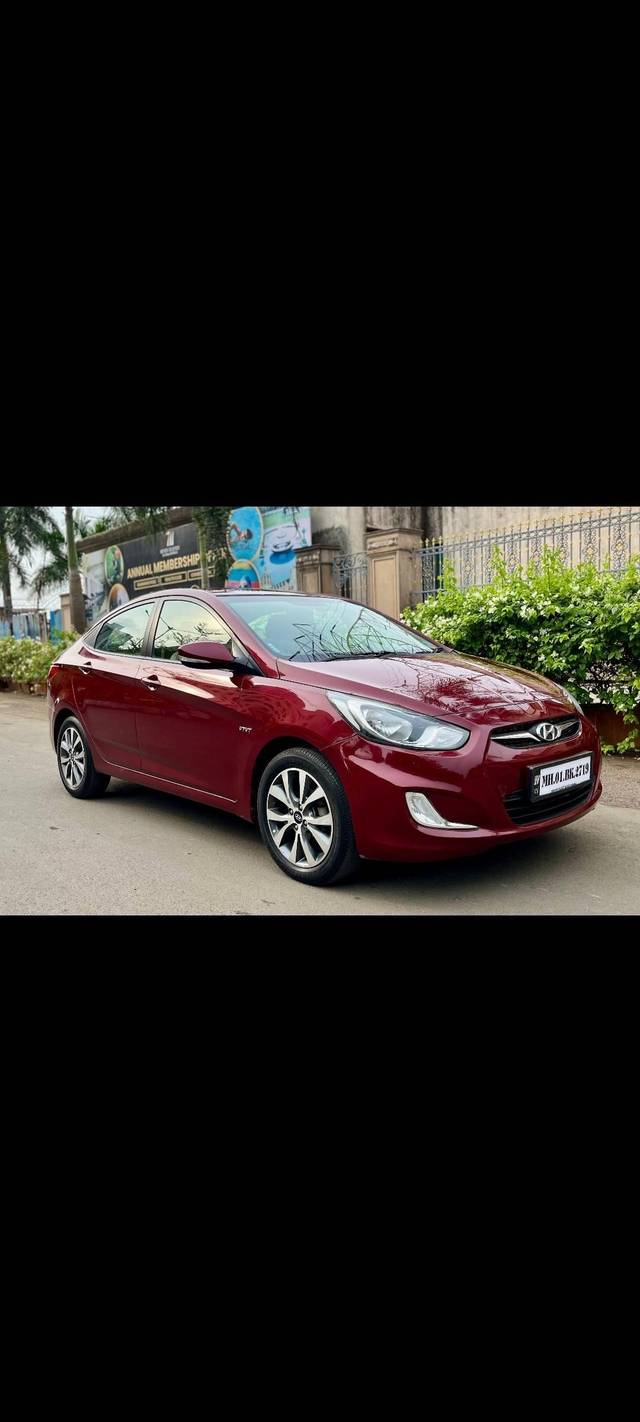 https://images10.gaadi.com/usedcar_image/4541386/original/processed_3303fac5739e45410a6a3d75e662c172.jpg?imwidth=6402