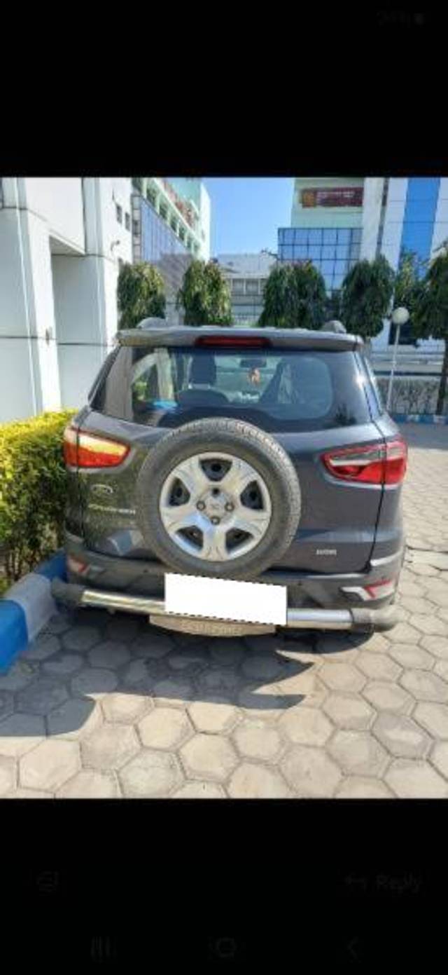 https://images10.gaadi.com/usedcar_image/4541390/original/processed_4110e302-9e14-48fc-a05e-fd6774c21ec9.jpg?imwidth=6402