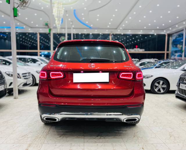 https://images10.gaadi.com/usedcar_image/4541431/original/processed_9999ddefeb31aff3ed6c020f95917137.jpg?imwidth=6402