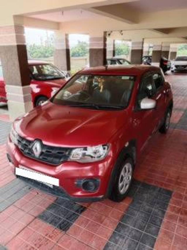 https://images10.gaadi.com/usedcar_image/4541433/original/processed_103088951d55968cd0b320fc539aede1.jpg?imwidth=6402