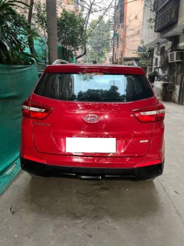 https://images10.gaadi.com/usedcar_image/4541444/original/processed_e03e885d-2eb7-4e77-92f9-f2649737de23.jpg?imwidth=6401