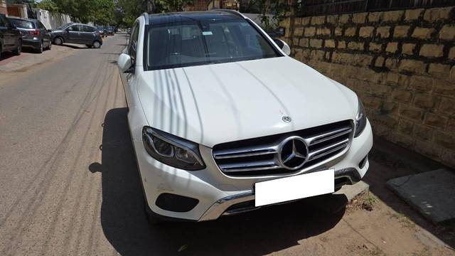 https://images10.gaadi.com/usedcar_image/4541471/original/processed_8ad7e5fe-34de-4409-8455-6ba2a6ef7d26.jpg?imwidth=6400