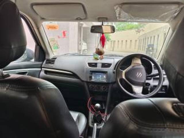 https://images10.gaadi.com/usedcar_image/4541475/original/9b6ad20fd409d61dd94511049dd93da8.jpg?imwidth=6402