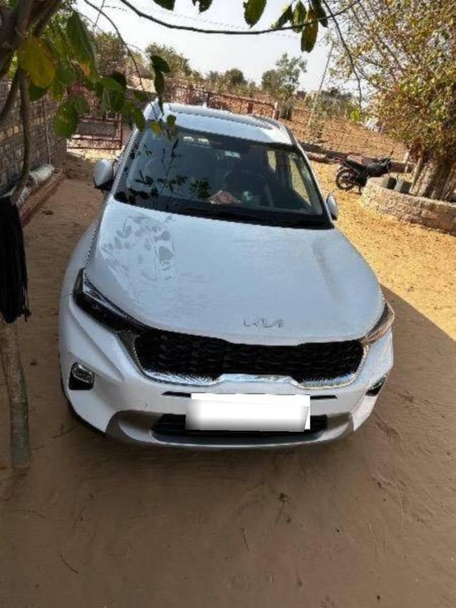 https://images10.gaadi.com/usedcar_image/4541489/original/processed_processed_beffd61a-b4a2-4d34-b326-3132cfb6089c.jpeg?imwidth=6400