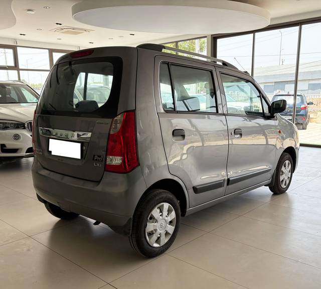 https://images10.gaadi.com/usedcar_image/4541491/original/processed_5e29b31377c6999a0b2a846647a4f66d.jpg?imwidth=6402