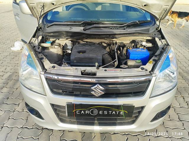 https://images10.gaadi.com/usedcar_image/4541525/original/461f66f685987ea9b3aed1445903d16f.jpeg?imwidth=6402