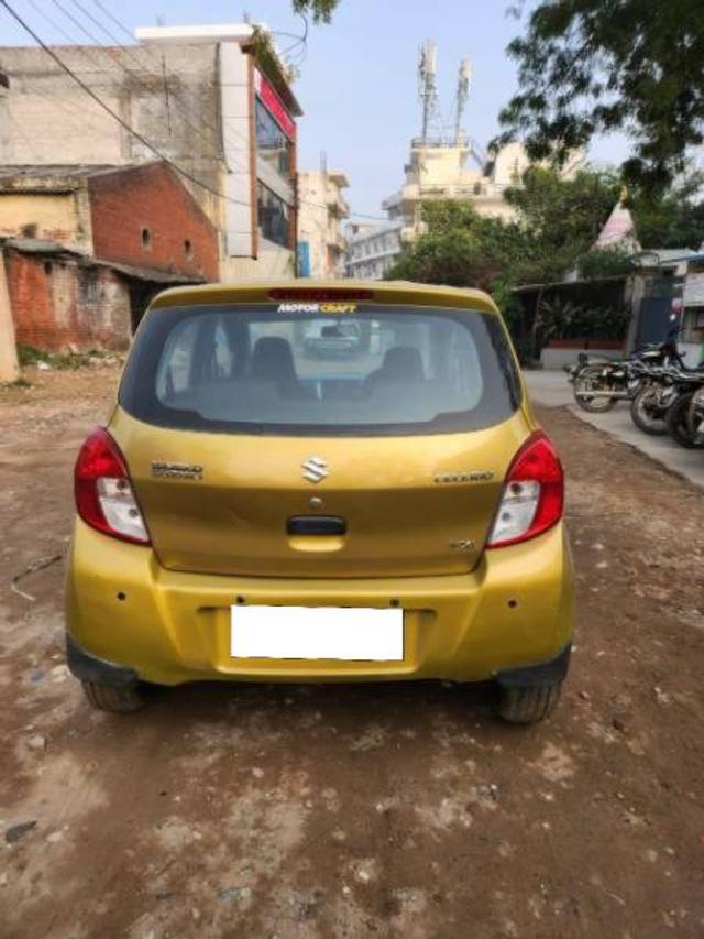 https://images10.gaadi.com/usedcar_image/4541528/original/processed_a4d7a896-2483-4667-b57b-629d9b69c609.jpg?imwidth=6402