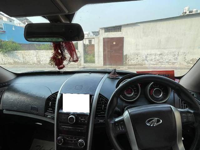 https://images10.gaadi.com/usedcar_image/4541530/original/processed_92f489c4-cb92-4a5f-a3ee-c62f161c8c87.jpeg?imwidth=6400