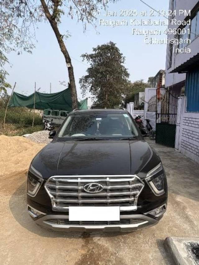 https://images10.gaadi.com/usedcar_image/4541533/original/processed_78b0140e-6f17-4559-b5f3-3d83d896f9d5.jpeg?imwidth=6400
