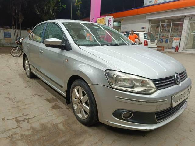 https://images10.gaadi.com/usedcar_image/4541546/original/processed_333b4776-c440-452d-b559-20bc3c1530af.jpg?imwidth=6400