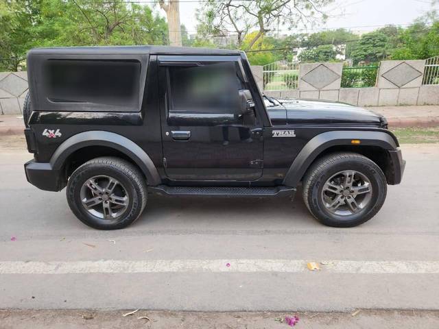 https://images10.gaadi.com/usedcar_image/4541612/original/processed_d40dd389ebf8150eb98d9919011361b5.jpg?imwidth=6401