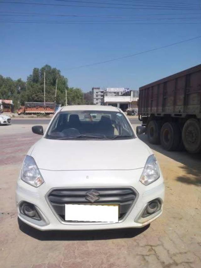 https://images10.gaadi.com/usedcar_image/4541631/original/processed_4d987098-bcfe-4235-844e-ad84ee82efde.jpeg?imwidth=6400