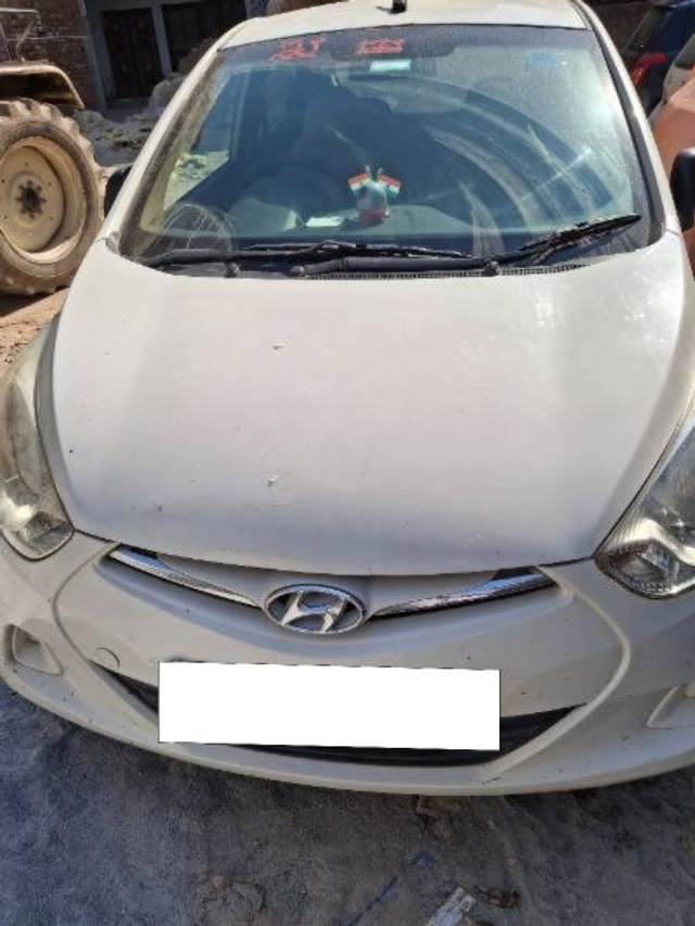 https://images10.gaadi.com/usedcar_image/4541654/original/processed_222fa0da-a456-4e84-82fb-e24cb597293e.jpg?imwidth=6400