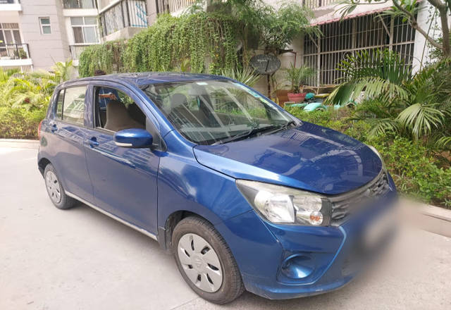 https://images10.gaadi.com/usedcar_image/4541701/original/5a7b3f51-8222-493f-ba83-edbf633819d6.?imwidth=6400
