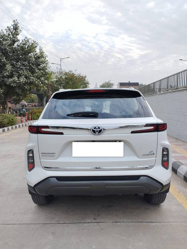 https://images10.gaadi.com/usedcar_image/4541720/original/processed_d16f8f4905bf047c8f0d76b5ab0c06d2.jpg?imwidth=6402